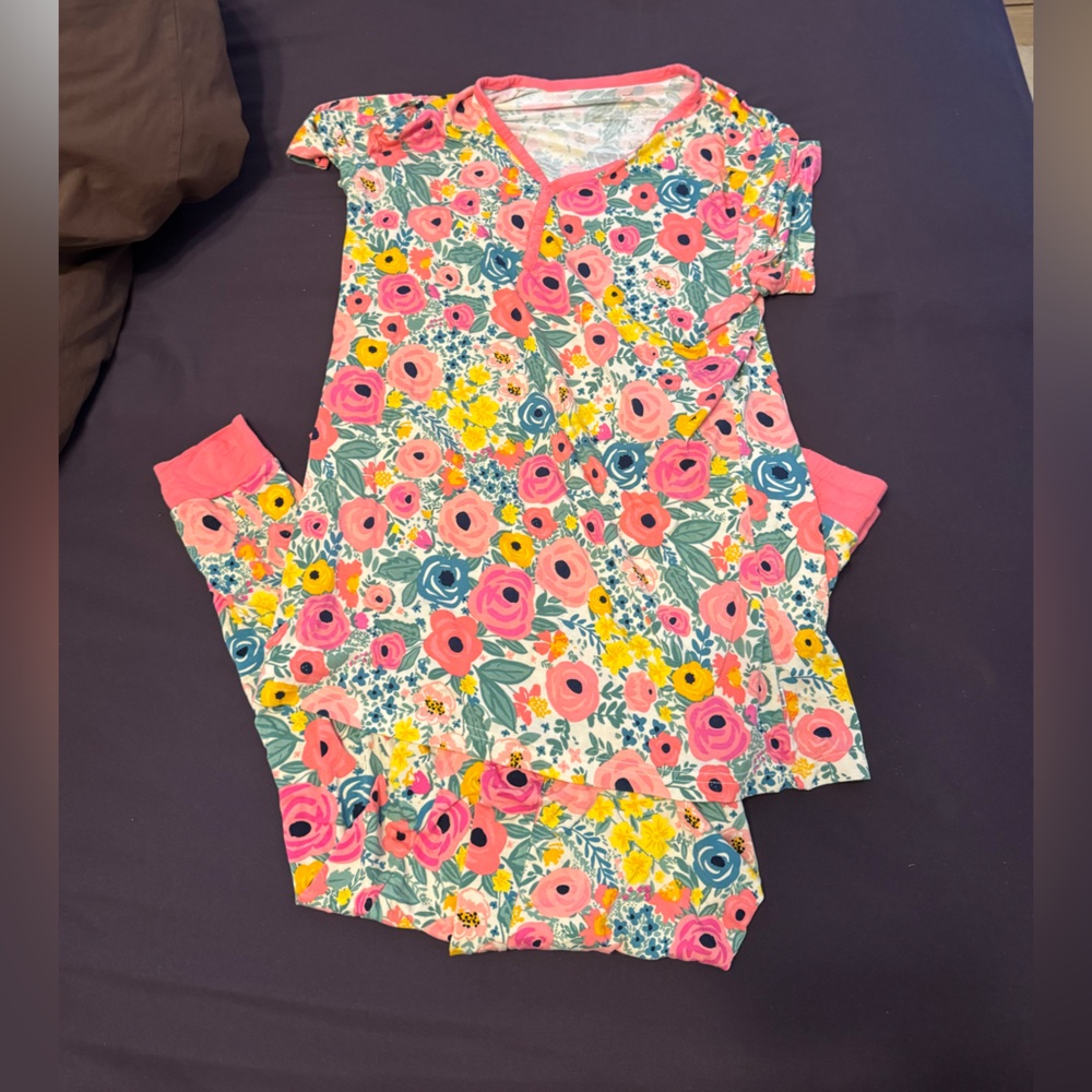 Like New Adult Little Sleepies S